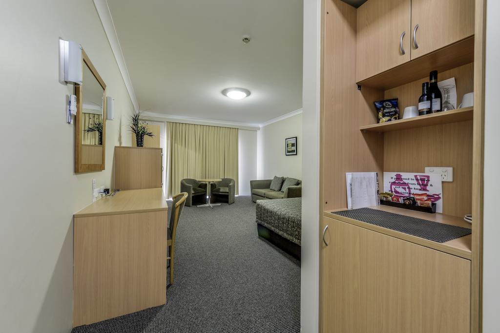 Golden Guitar Motor Inn Тамуорт Экстерьер фото