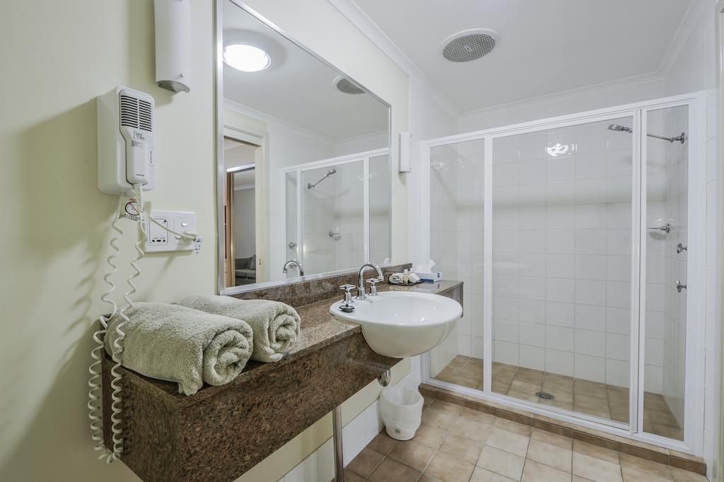 Golden Guitar Motor Inn Тамуорт Экстерьер фото