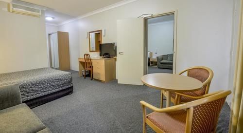Golden Guitar Motor Inn Тамуорт Экстерьер фото